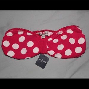 Hot pink, bandeau bra.